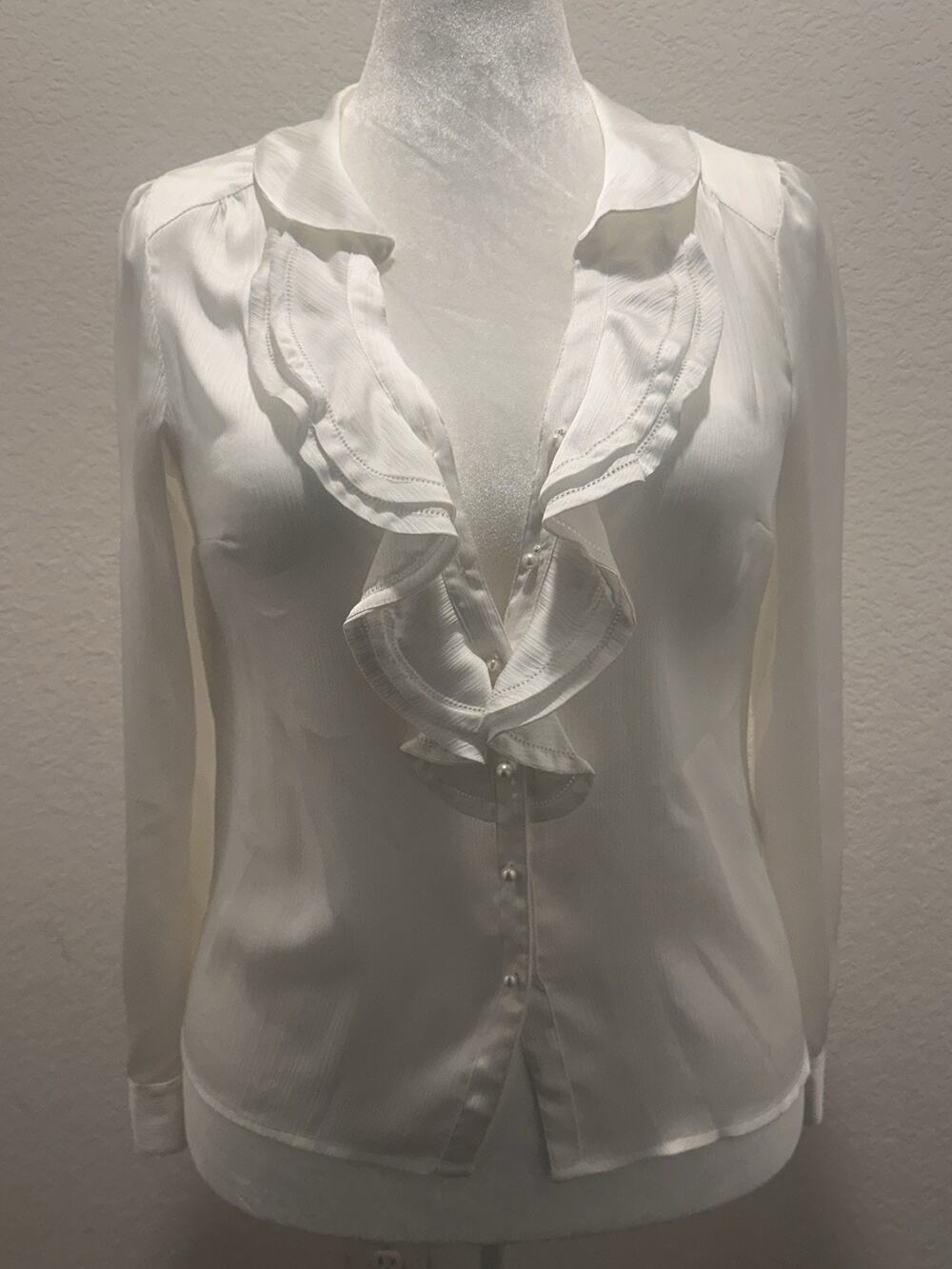 Peter Nygard White Solid Collared Long Sleeve Ruffle Front Button Blouse M
